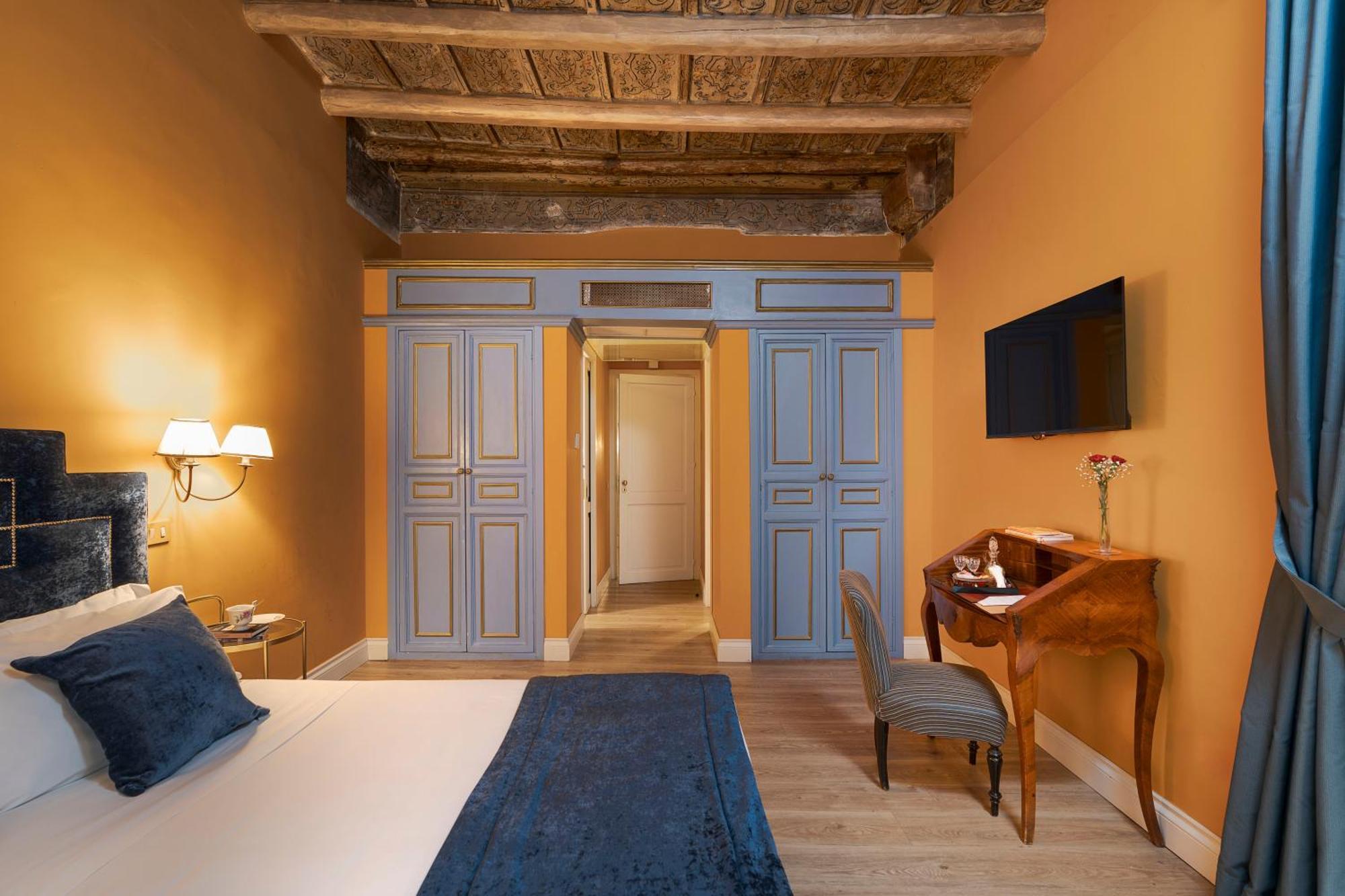 Palazzo Arone Dei Baroni Di Valentino Hotel Palermo Exterior photo